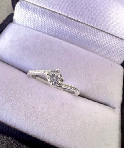 Cintillo Amelia micropave